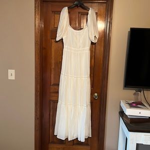EUC White maxi dress